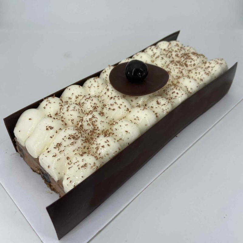 Forêt Noire Élégance - L’Entremets Revisité